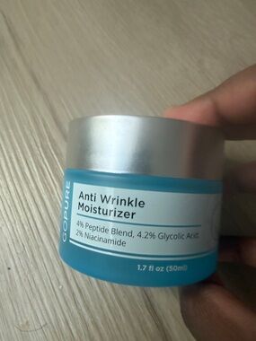 Anti-Wrinkle Moisturizer - Blue